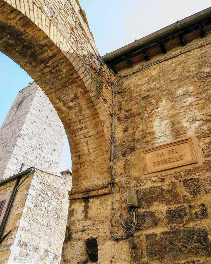 Il Prunello - Una Casa Tra Le Torri San Gimignano Kültér fotó